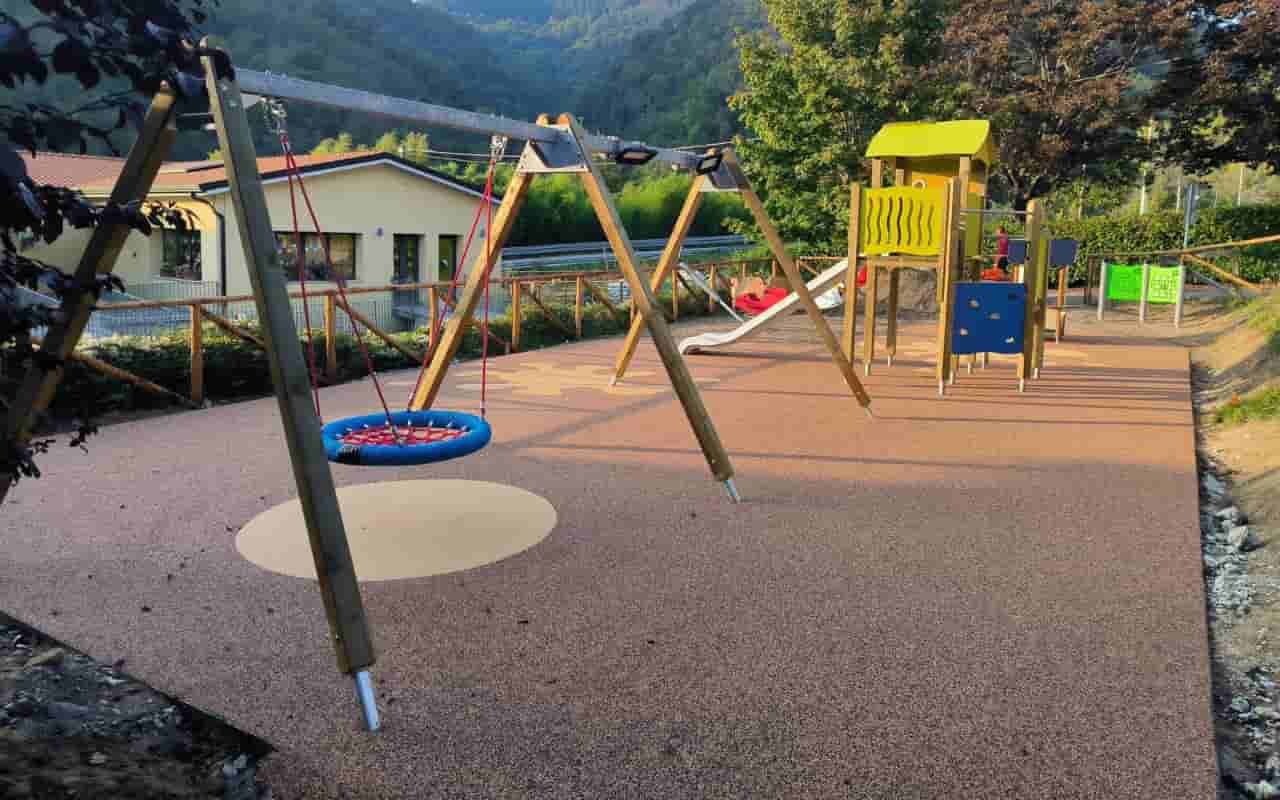 Parco giochi - Casola in Lunigiana