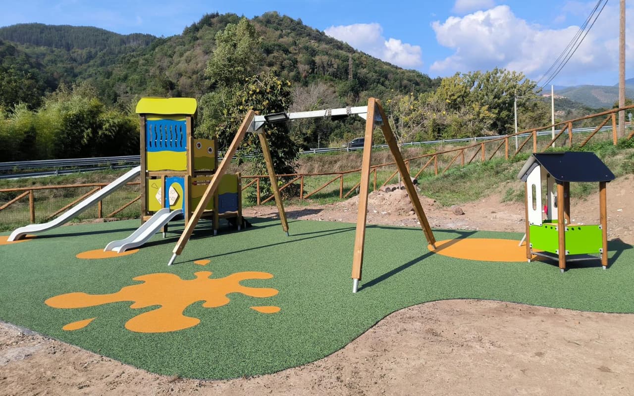 Parco giochi - Casola in Lunigiana - image 16