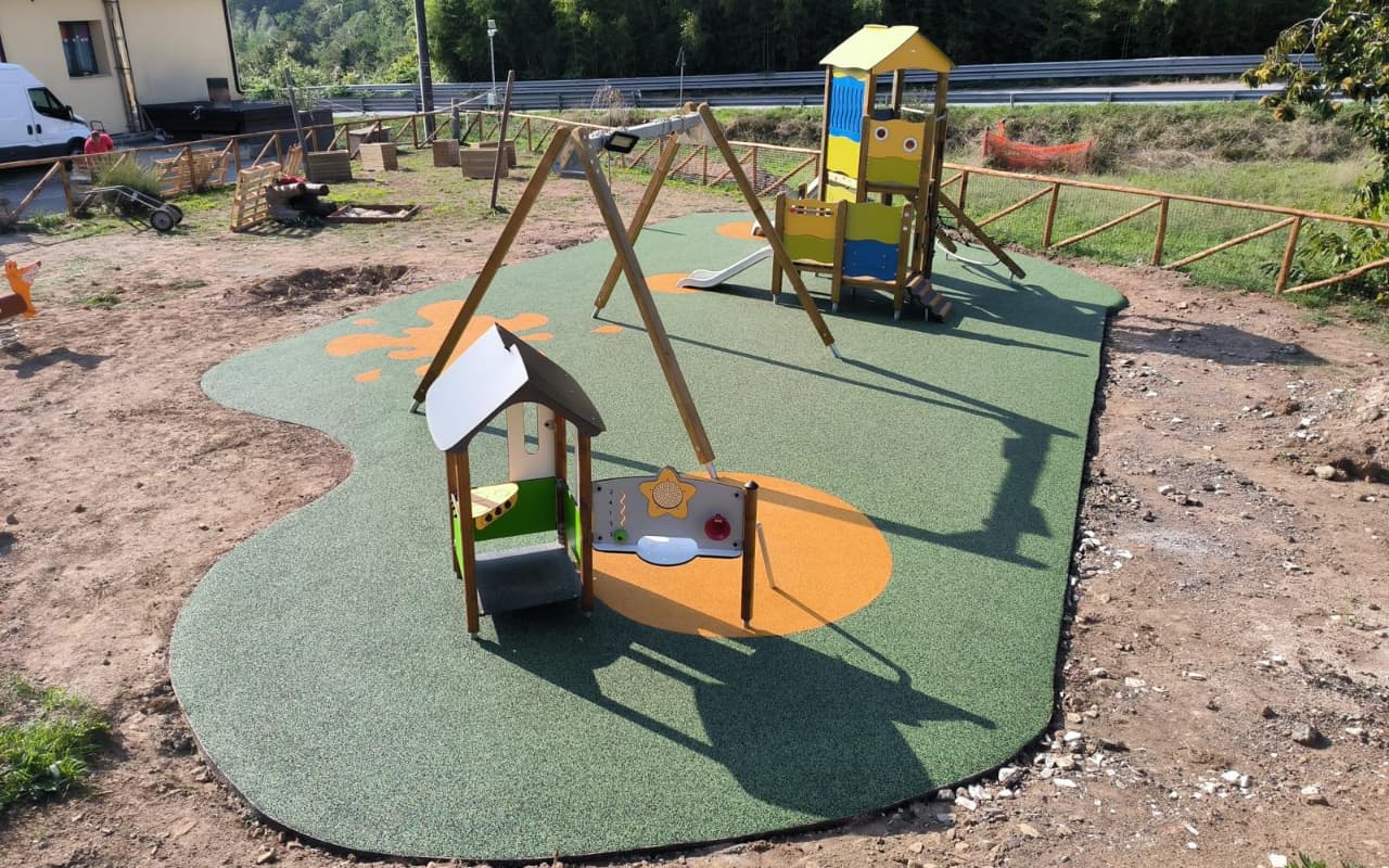 Parco giochi - Casola in Lunigiana - image 20