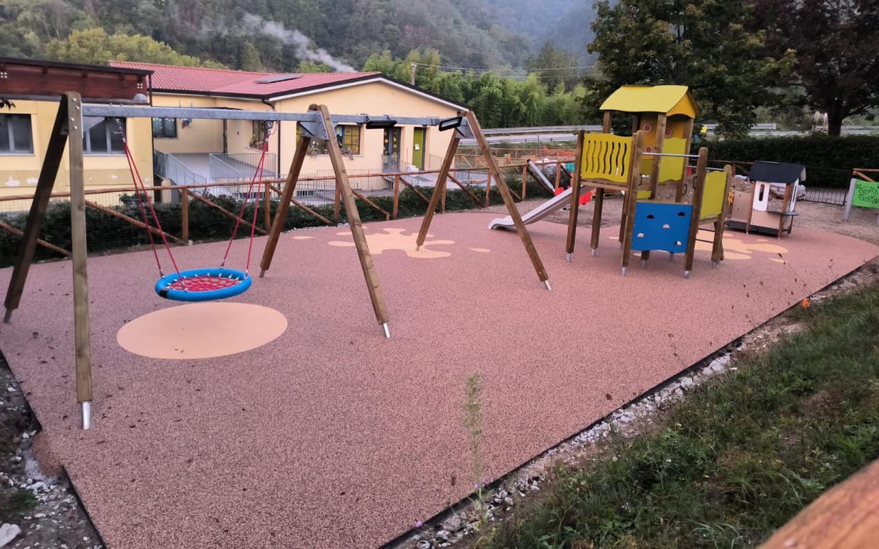 Parco giochi - Casola in Lunigiana - image 4