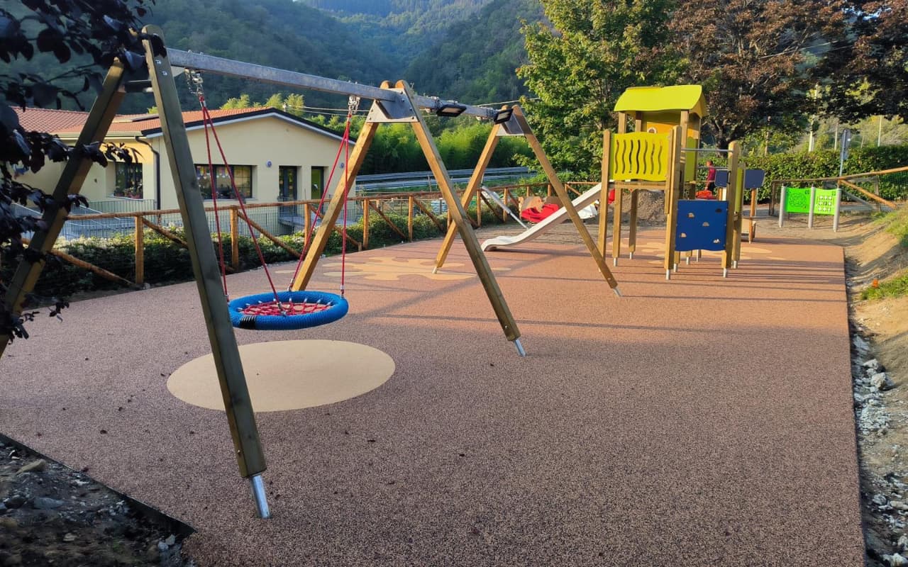 Parco giochi - Casola in Lunigiana - image 10