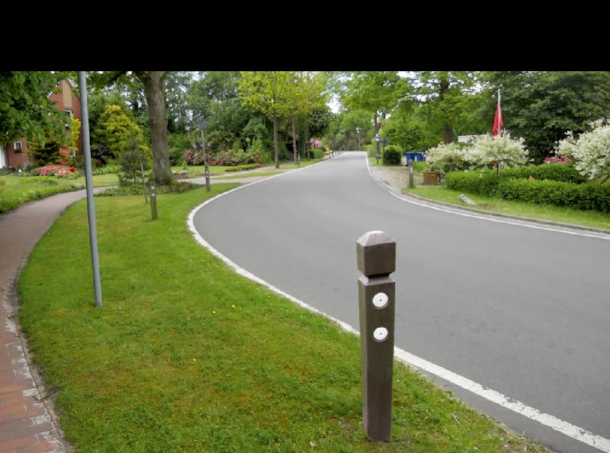 PYRAMID BOLLARD - Immagine 2