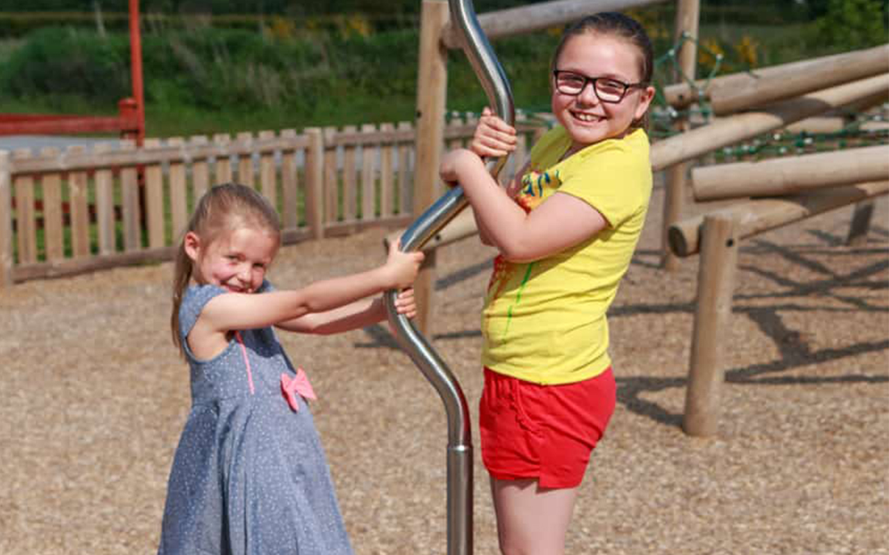 SPINNER - Rotating Rides - Rotating Rides