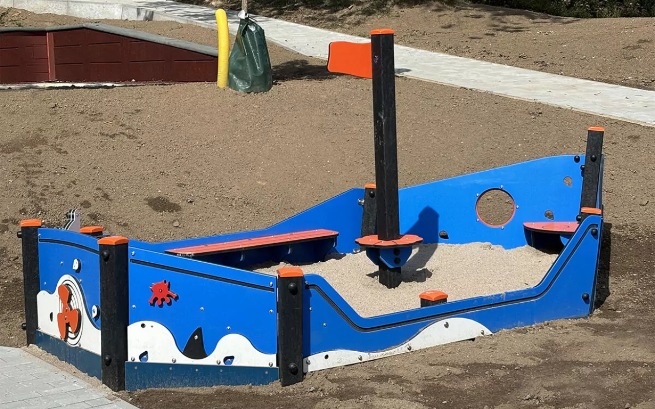 MINI SHIP - Schiffe und Fahrzeuge aus recyceltem Kunststoff - Schiffe und Fahrzeuge aus recyceltem Kunststoff