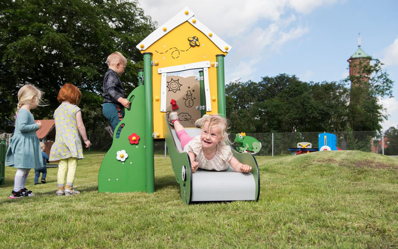 ANNE - Spiele für Kindergärten im Freien - Spiele für Kindergärten im Freien
