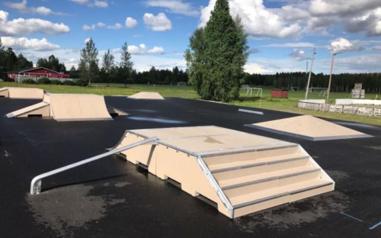 COMBINATION 19 - Zement Skatepark - Zement Skatepark