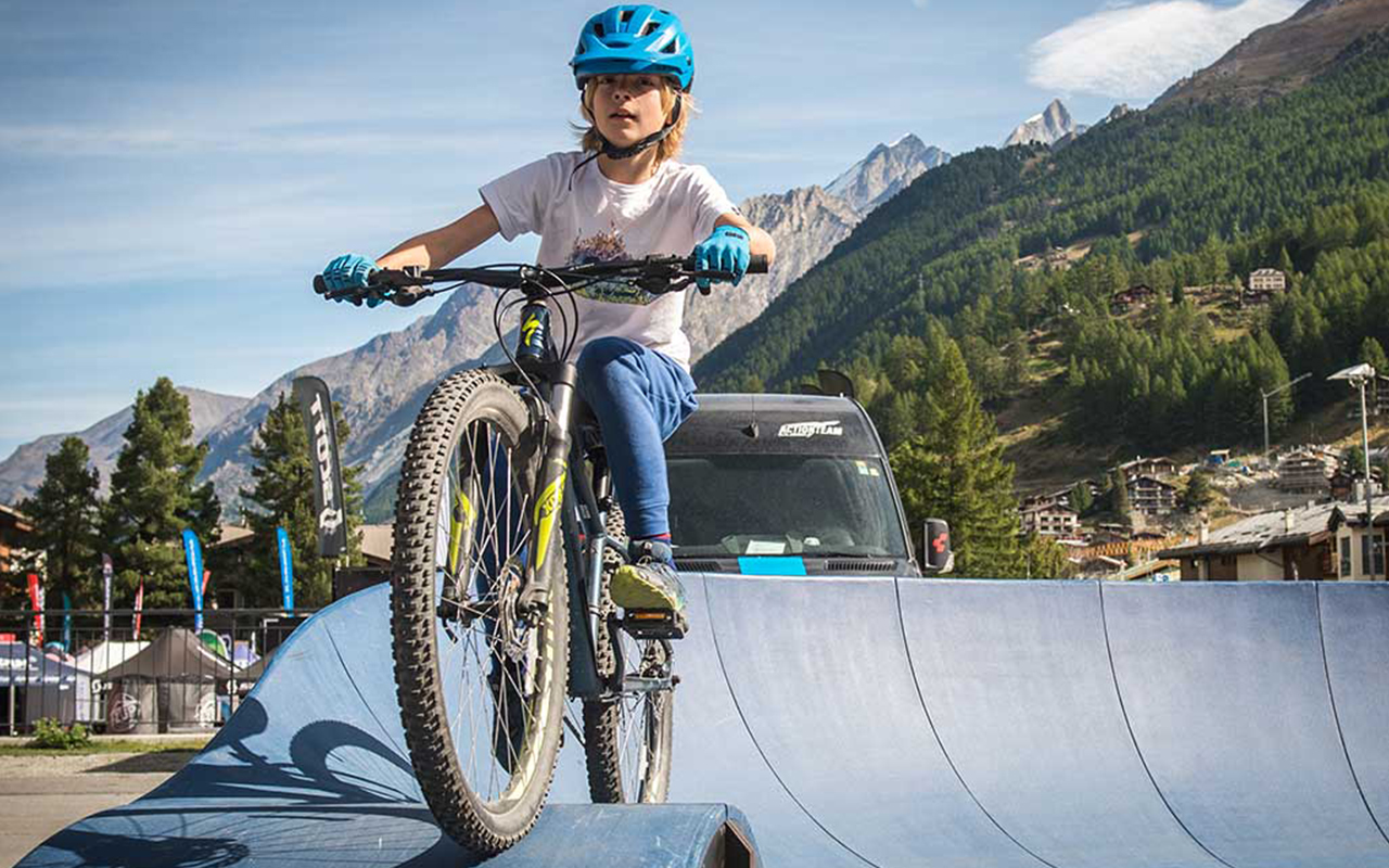 RANCH - Pump Track in Marine Plywood - Pump Track in Marine Plywood