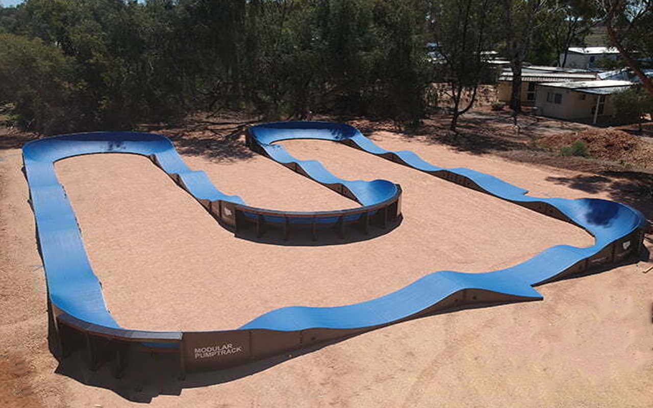 SIDEWINDER - Pump Track in Marine Plywood - Pump Track in Marine Plywood