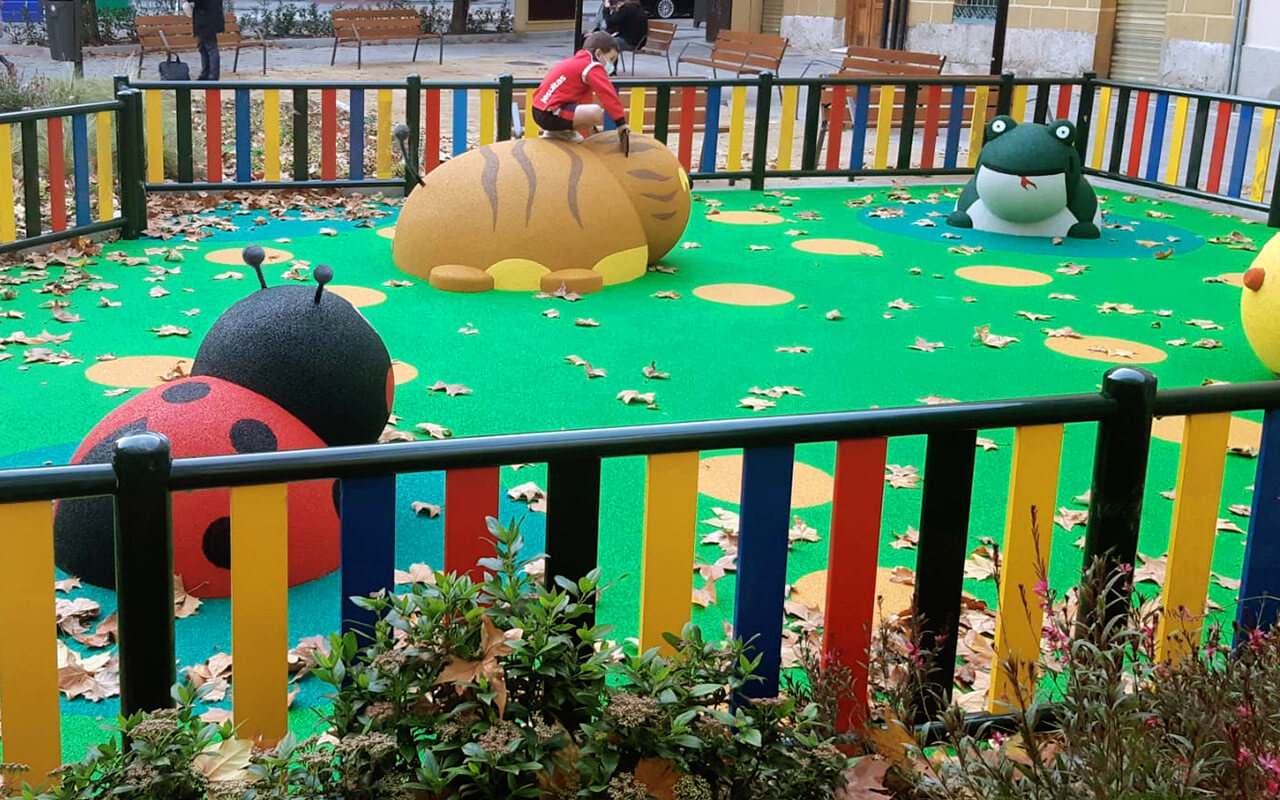 MINI FROG - 3D cast rubber shapes - 3D cast rubber shapes