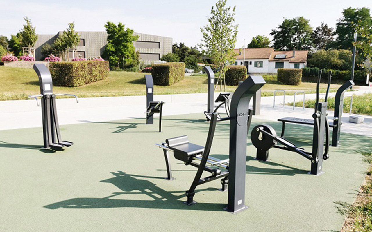 LEG WAVE - Outdoor Fitness - Outdoor Fitness