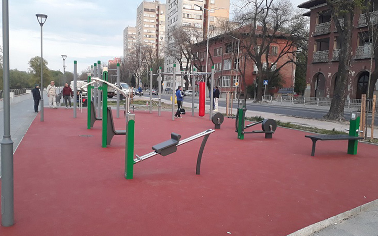 LEG PUSH - Outdoor Fitness - Outdoor Fitness