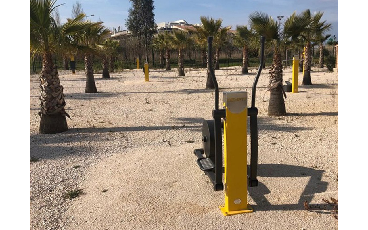 CROSS FIT - Outdoor Fitness - Outdoor Fitness