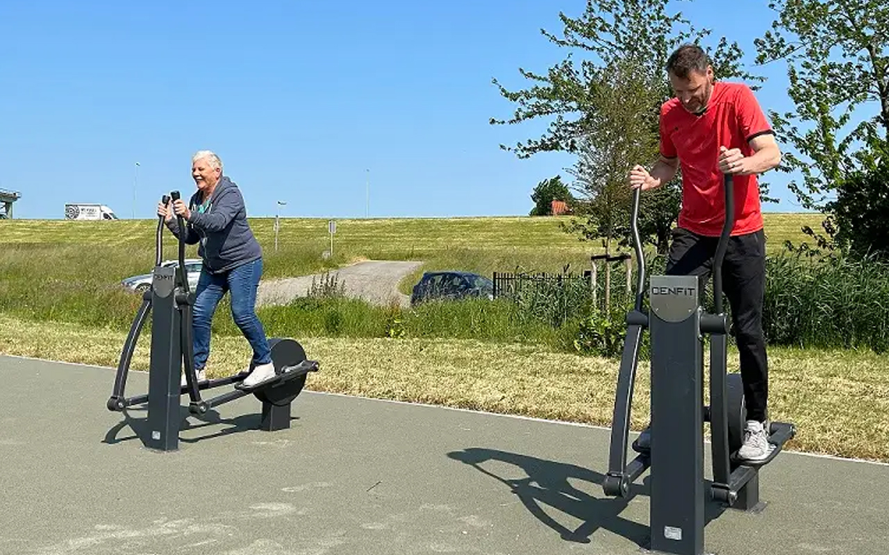 CROSS FIT - Outdoor Fitness - Outdoor Fitness