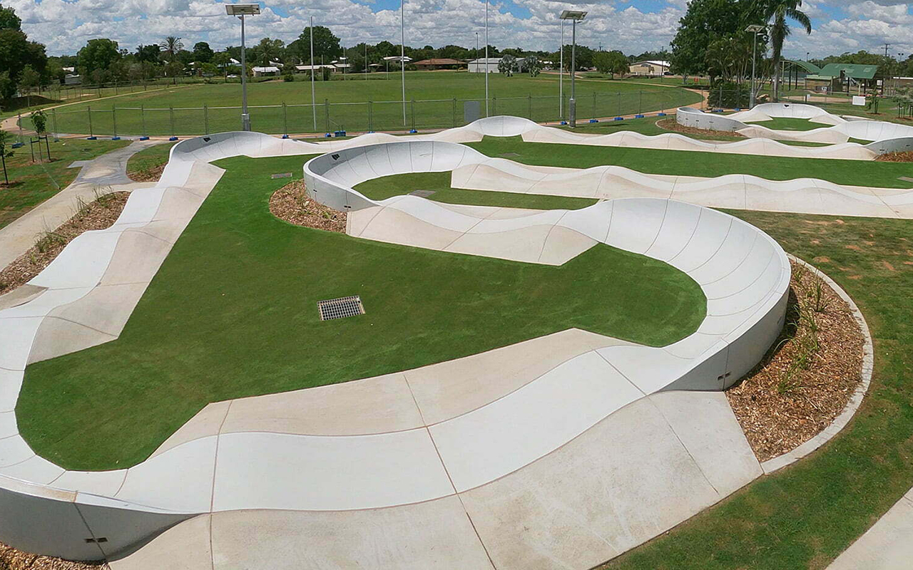 SIDEWINDER - Concrete Pump Track - Concrete Pump Track