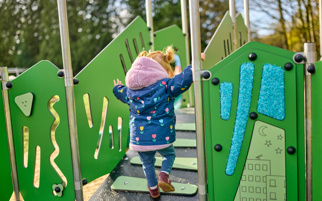 OSLO PLUS - Castles for public parks - Castles for public parks